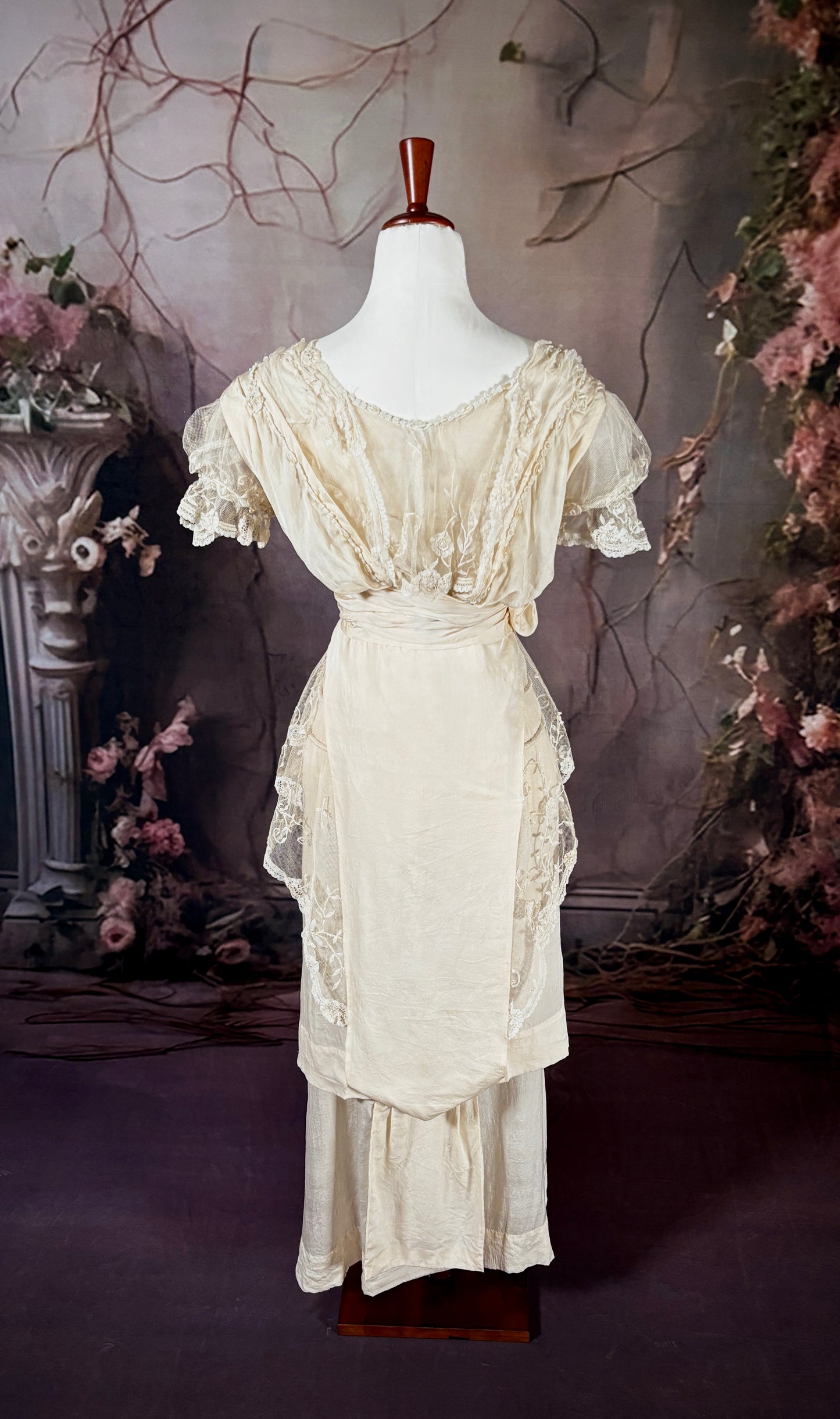 1900 Edwardian Silk Crepe & Tambour Emb. Tulle Wedding Dress