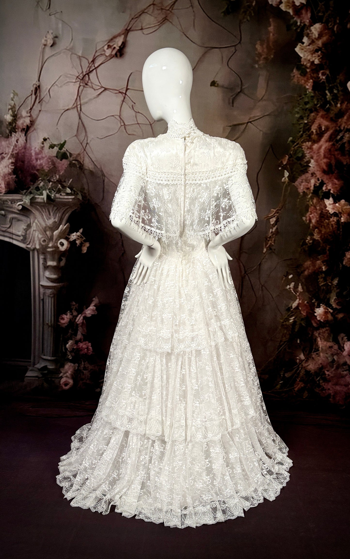 1980s Chantilly Lace Wedding Dress W/Bustled Tiered Skirt