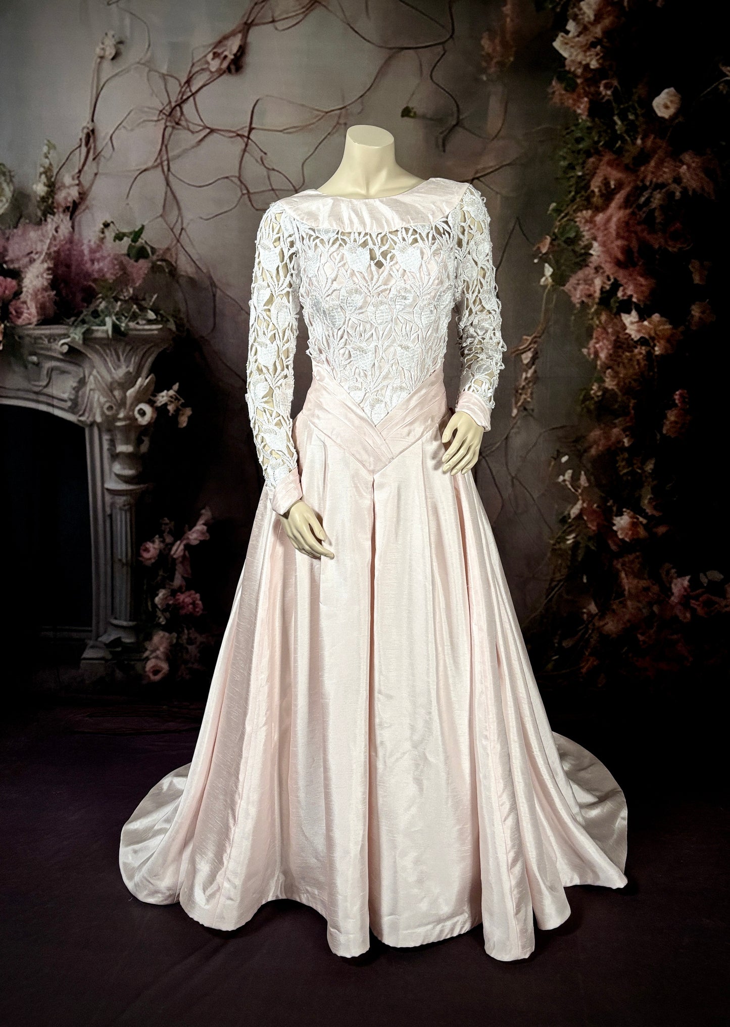 1998 Shantung & Beaded Venice Lace Wedding Dress in Blush Pink w/Sweeping Train