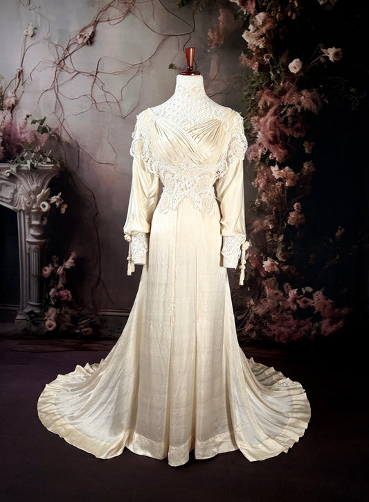 1908 China Silk & Lace Victorian Wedding Gown w/Trailing Train