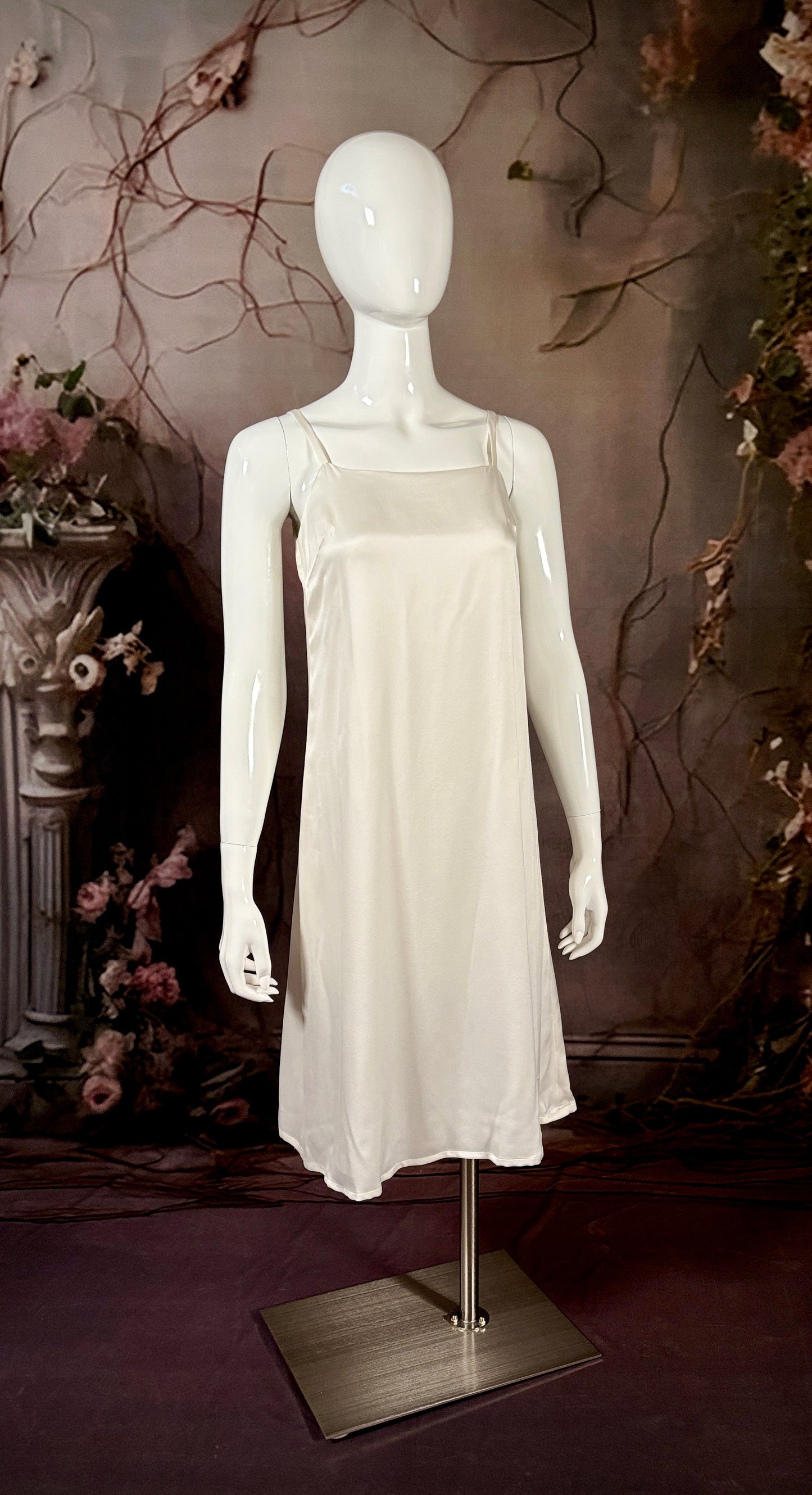 1920's Haute Couture Silk Tulle & Beaded Wedding Dress w/Juliet Veil