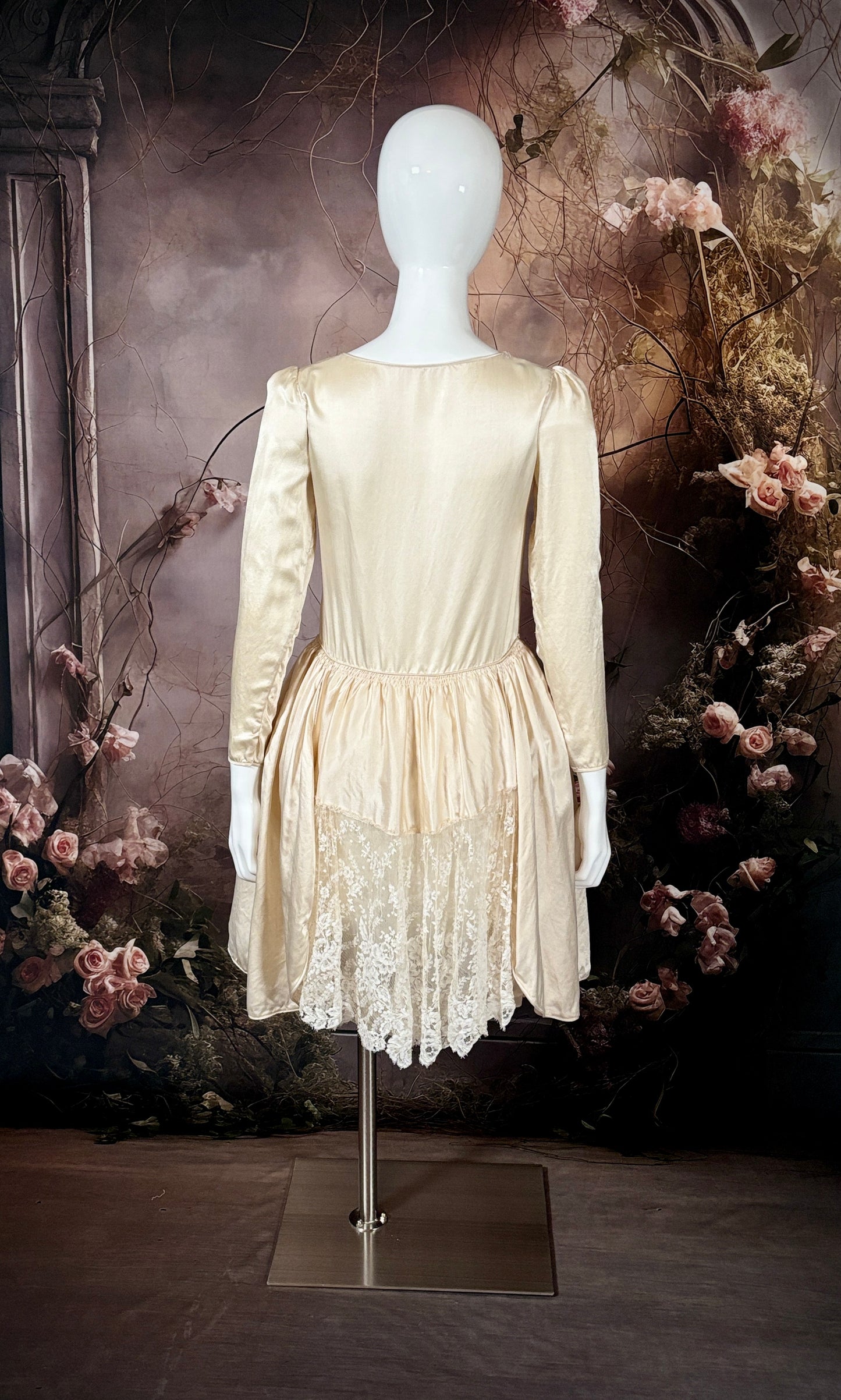1920s Bias Cut Silk & Lace "Robe De Style" Wedding Dress