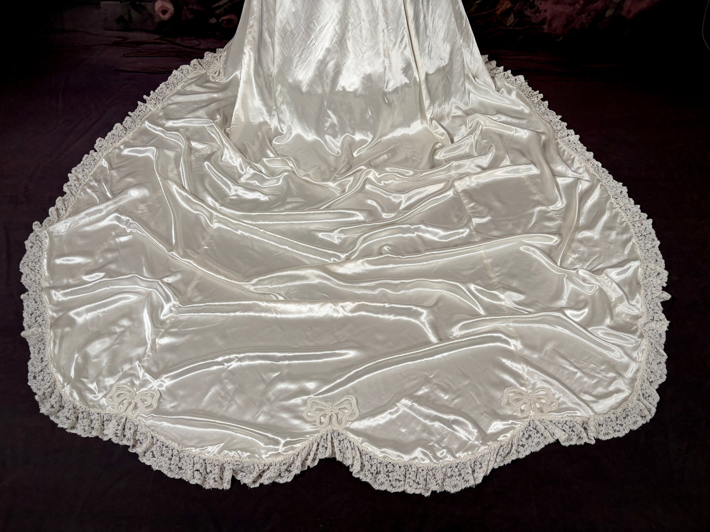 1950's Candlelight Satin Wedding Dress w/Ruffled Lace & Bow Appliques